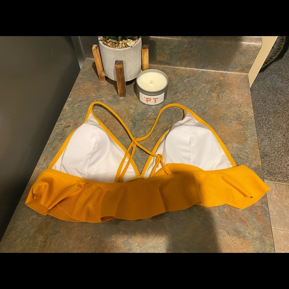 Bikini Top - Picture 2 of 3